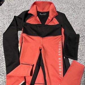 NEW Women’s Under Armour XS Matching Set - Sweat Shirt & Leggings